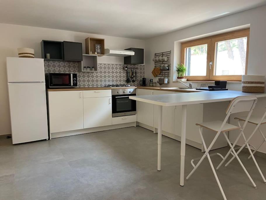 Casa Vacanze Amiche Del Mare Pulsano Eksteriør billede