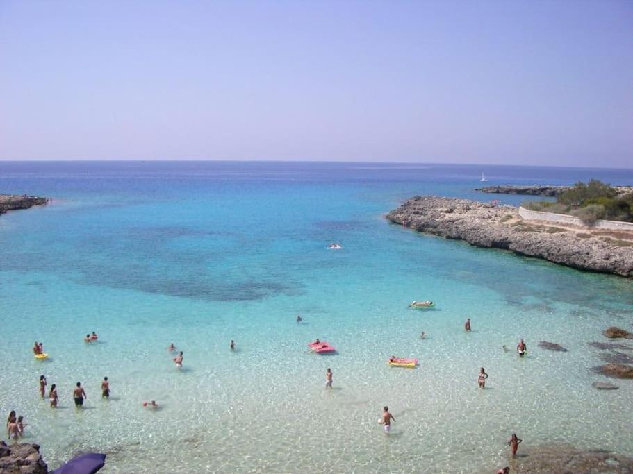 Casa Vacanze Amiche Del Mare Pulsano Eksteriør billede